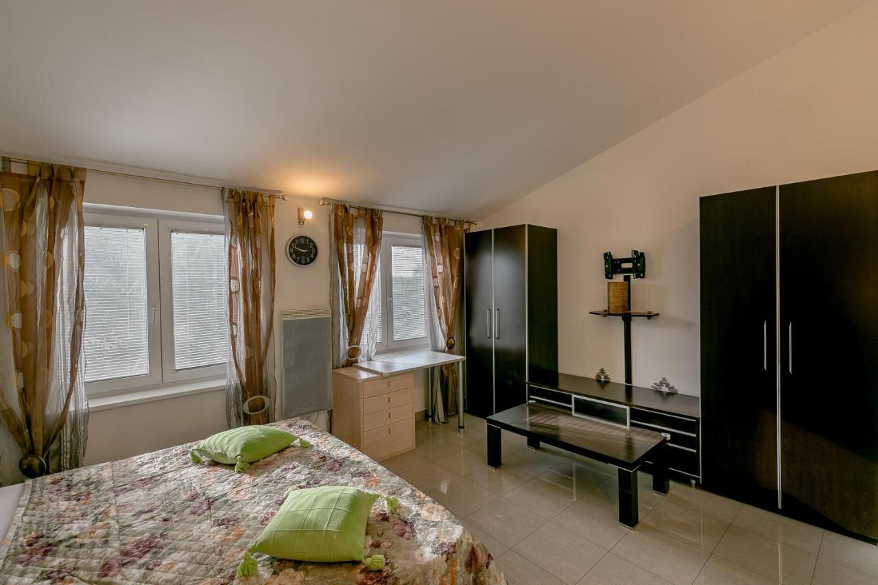Olive Garden Apartment Petrovac Exterior foto