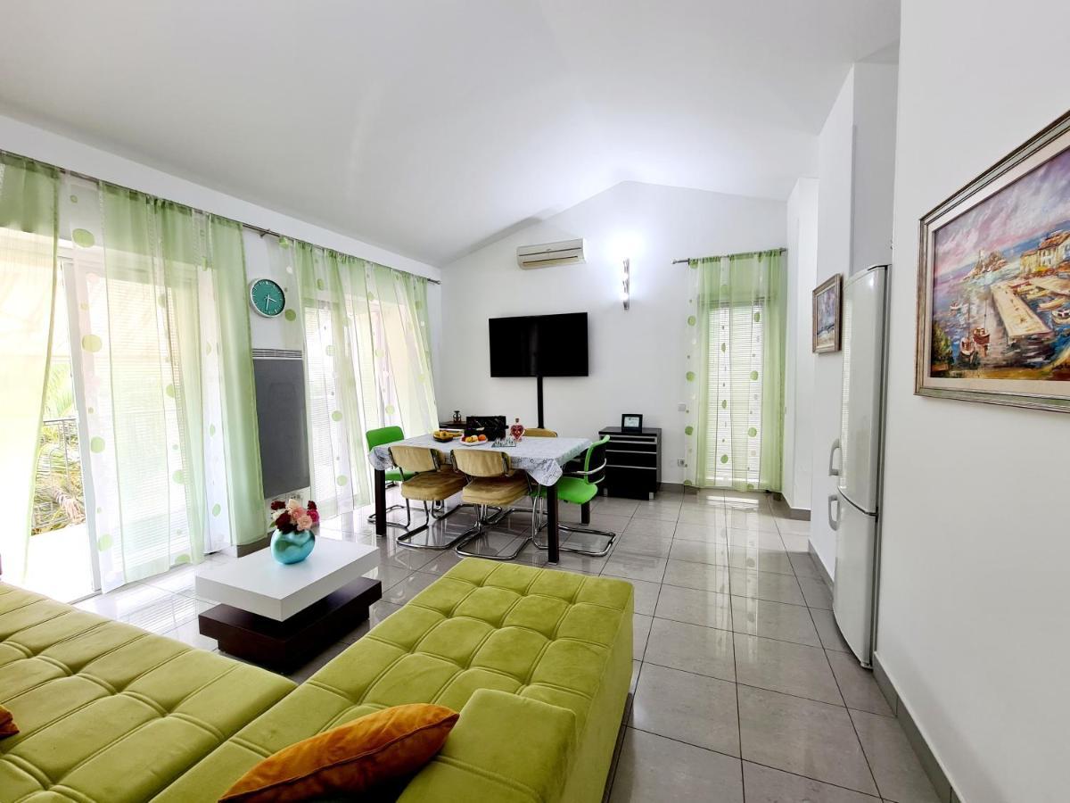 Olive Garden Apartment Petrovac Exterior foto