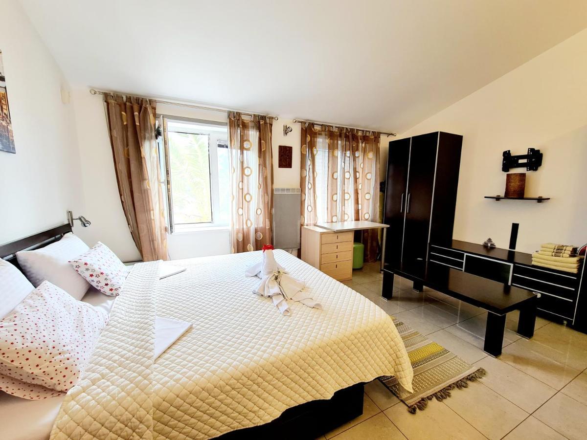 Olive Garden Apartment Petrovac Exterior foto